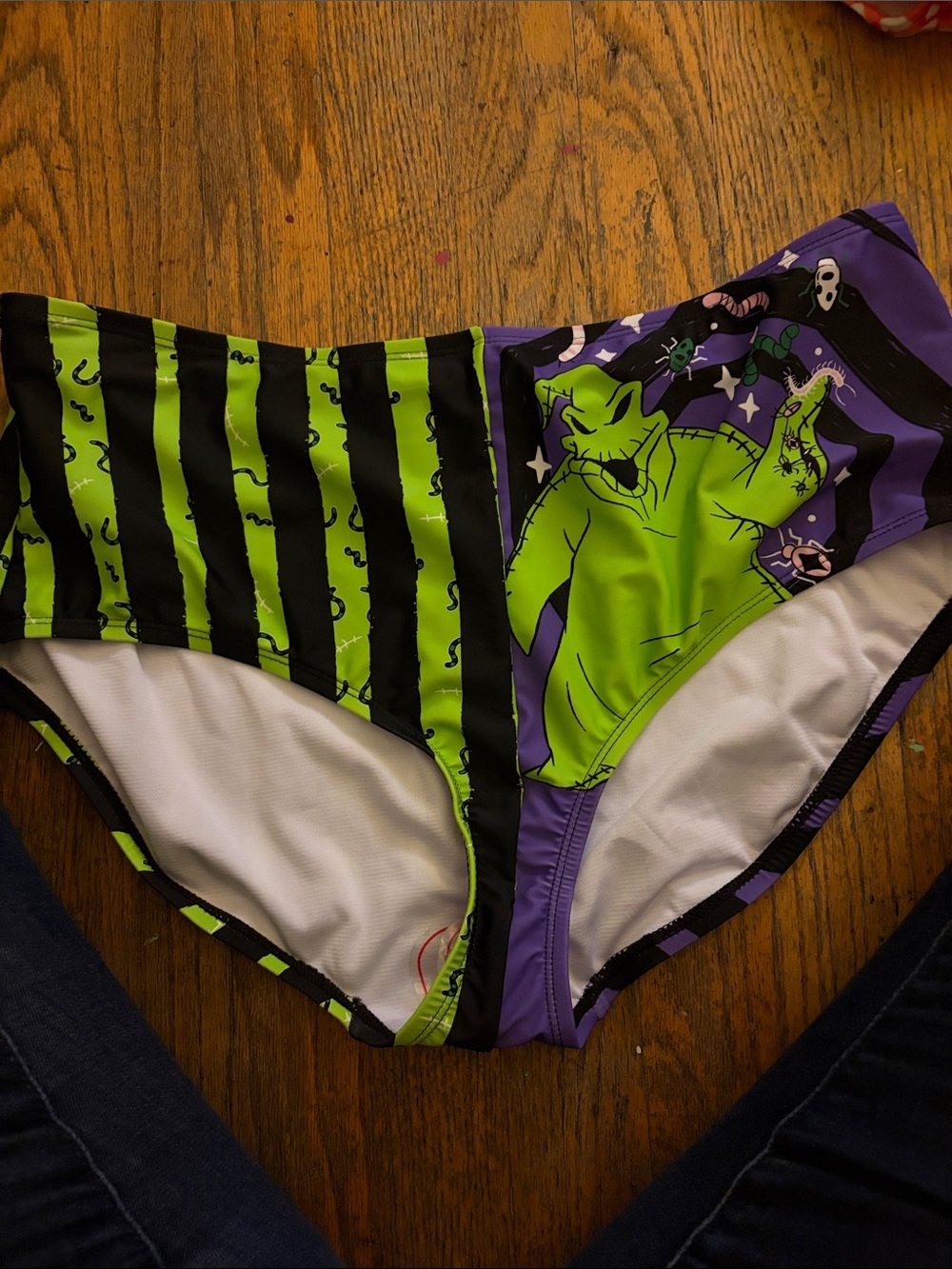 Disney her universe nightmare before Christmas oogie boogie boy shorts bottom - Picture 4 of 5